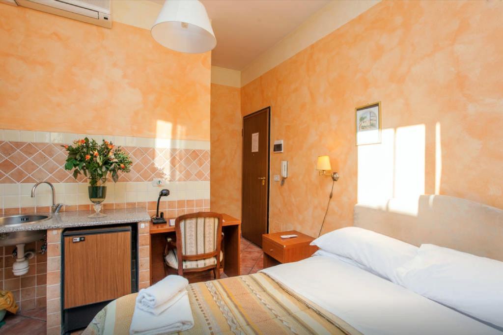 Hotel Residenza Camilla Řím Exteriér fotografie